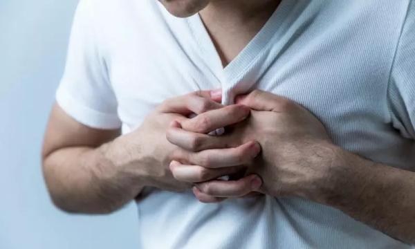 کدام درد قفسه سینه را باید جدی بگیرید؟